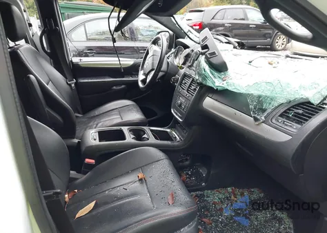 2017 Dodge Grand Caravan Gt z USA, uszkodzony, nr VIN 2C4RDGEG6HR596761